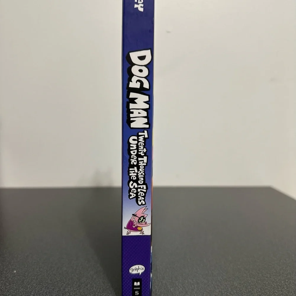 Dog Man 11: Twenty Thousand Fleas Under the Sea (the ... by Pilkey, Dav Hardback - Picture 3 of 7